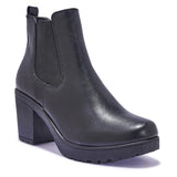 TORI9 Ankle Boots